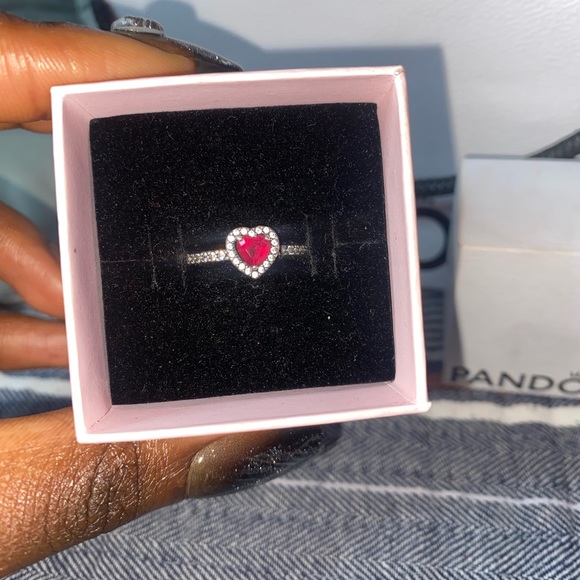 Pandora red heart ring - Picture 3 of 6